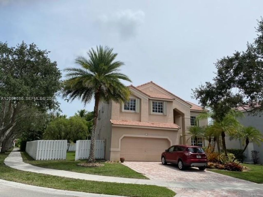 1122 Hickory Way, Weston, FL 33327