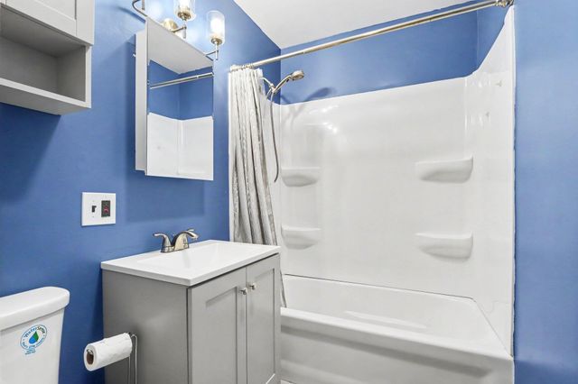 1039 S Constantine Street, Three Rivers City, MI 49093