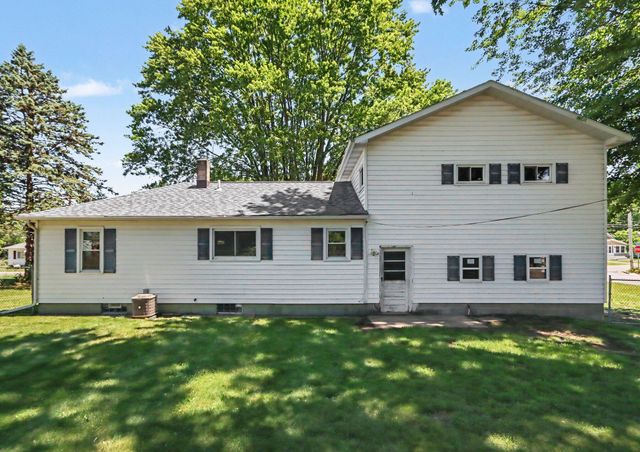 1039 S Constantine Street, Three Rivers City, MI 49093