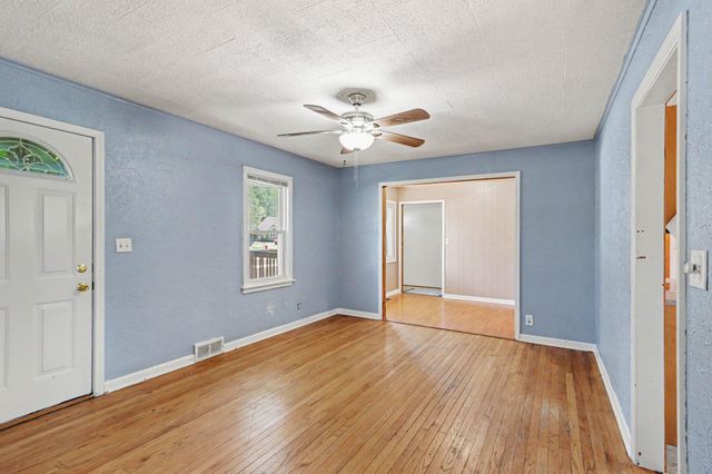 1039 S Constantine Street, Three Rivers City, MI 49093