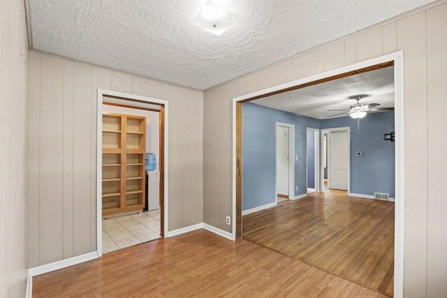 1039 S Constantine Street, Three Rivers City, MI 49093