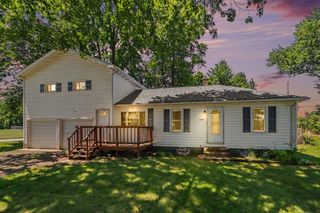 1039 S Constantine Street, Three Rivers City, MI 49093