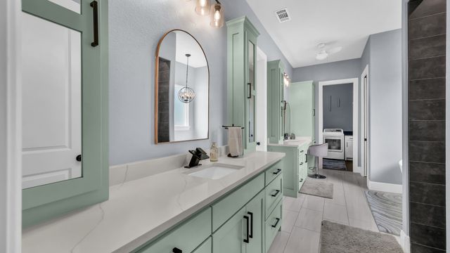 1098 Paradise Parkway, Poolville, TX 76487