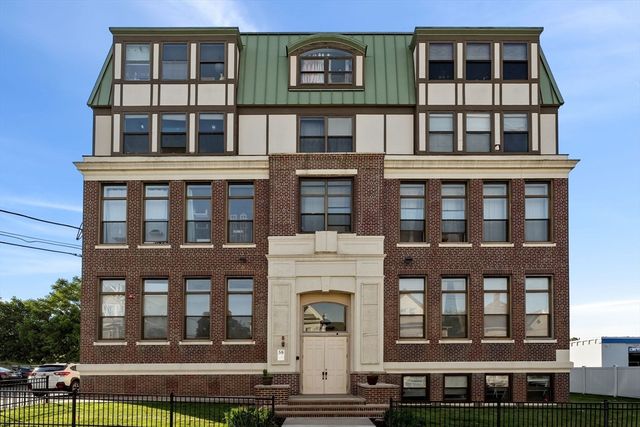 58 Almont St 12, Malden, MA 02148