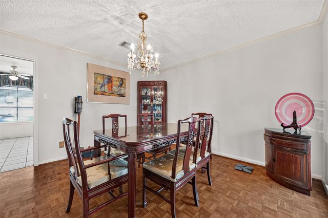 2714 Fairway Drive, Sugar Land, TX 77478