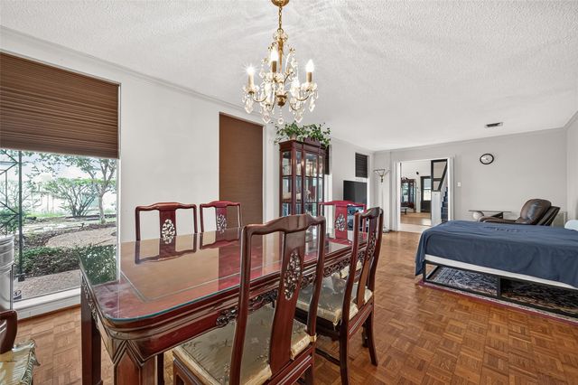 2714 Fairway Drive, Sugar Land, TX 77478