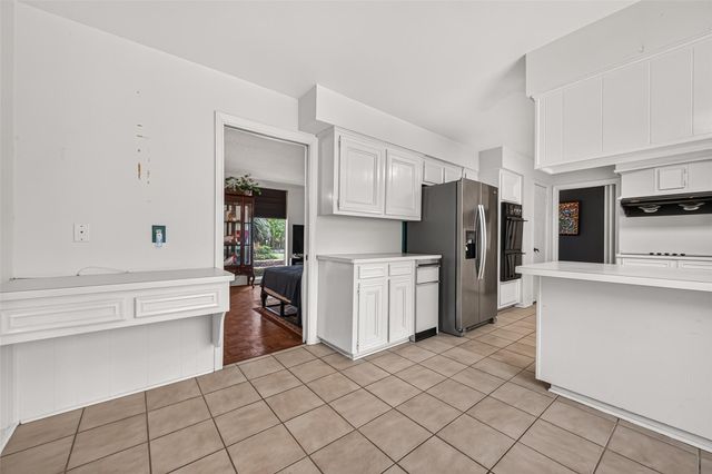 2714 Fairway Drive, Sugar Land, TX 77478