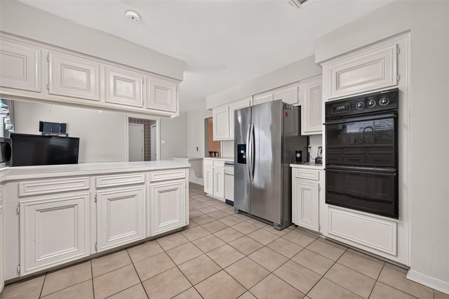 2714 Fairway Drive, Sugar Land, TX 77478
