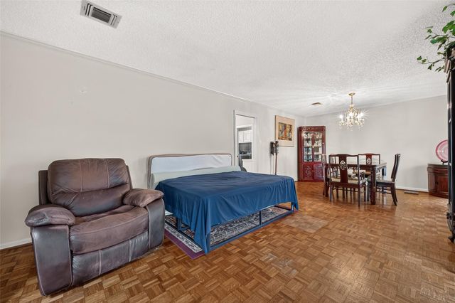 2714 Fairway Drive, Sugar Land, TX 77478