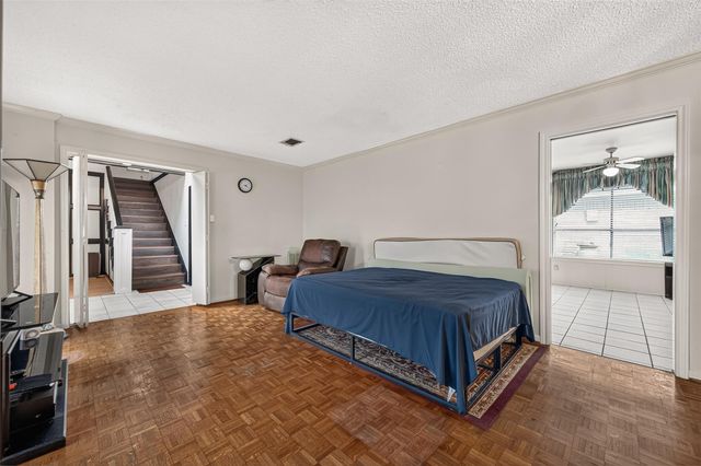 2714 Fairway Drive, Sugar Land, TX 77478