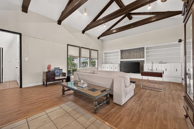 2714 Fairway Drive, Sugar Land, TX 77478