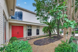 2714 Fairway Drive, Sugar Land, TX 77478