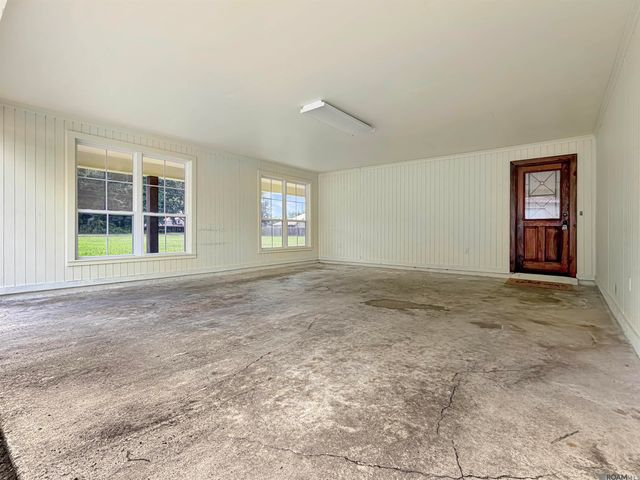 30778 Linder Rd, Denham Springs, LA 70726