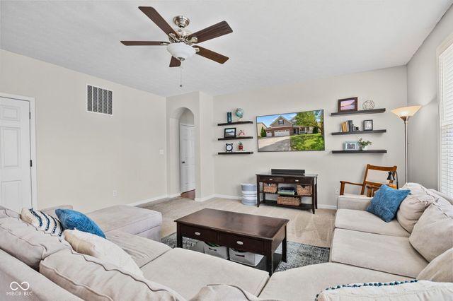 3033 Tuscarora Lane, Indianapolis, IN 46217