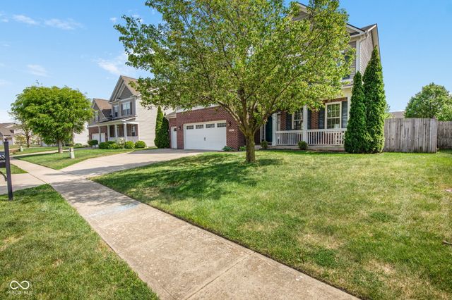 3033 Tuscarora Lane, Indianapolis, IN 46217