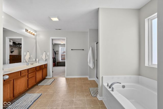 3033 Tuscarora Lane, Indianapolis, IN 46217