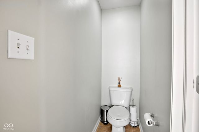 3033 Tuscarora Lane, Indianapolis, IN 46217