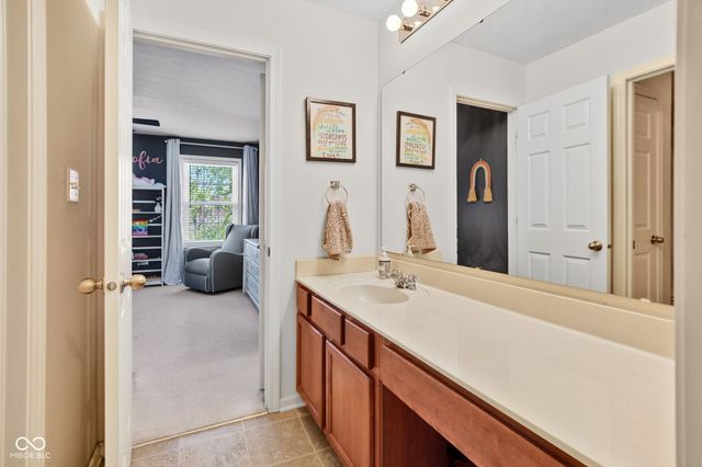 3033 Tuscarora Lane, Indianapolis, IN 46217