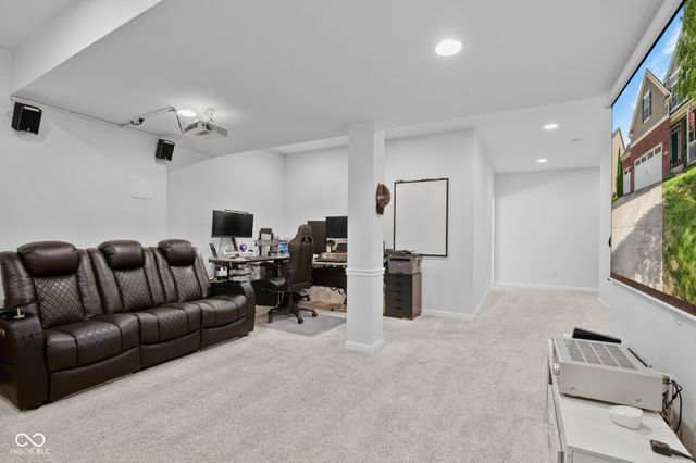 3033 Tuscarora Lane, Indianapolis, IN 46217
