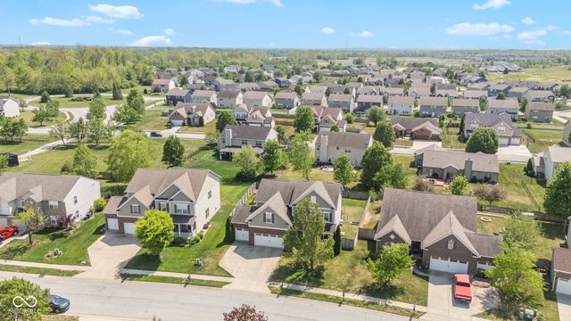 3033 Tuscarora Lane, Indianapolis, IN 46217
