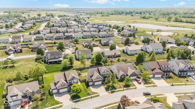 3033 Tuscarora Lane, Indianapolis, IN 46217