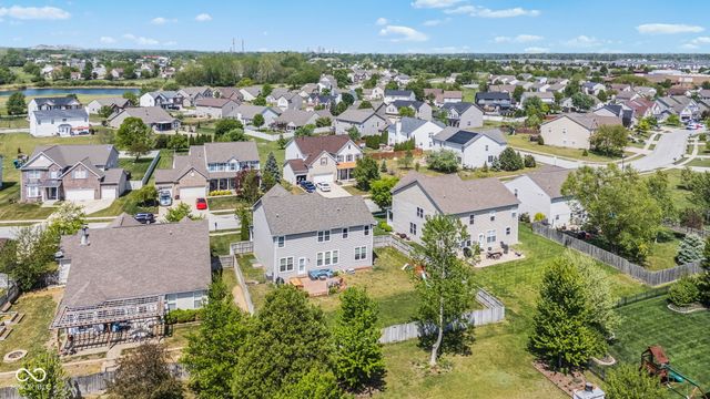 3033 Tuscarora Lane, Indianapolis, IN 46217