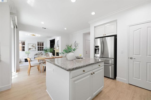 4866 Shelton St, Dublin, CA 94568