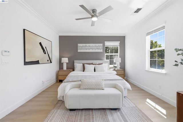 4866 Shelton St, Dublin, CA 94568
