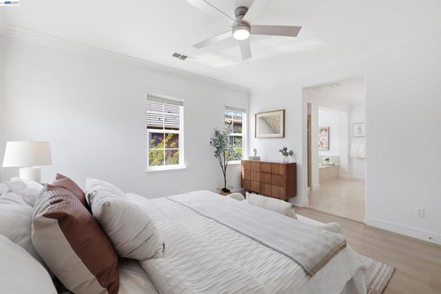 4866 Shelton St, Dublin, CA 94568