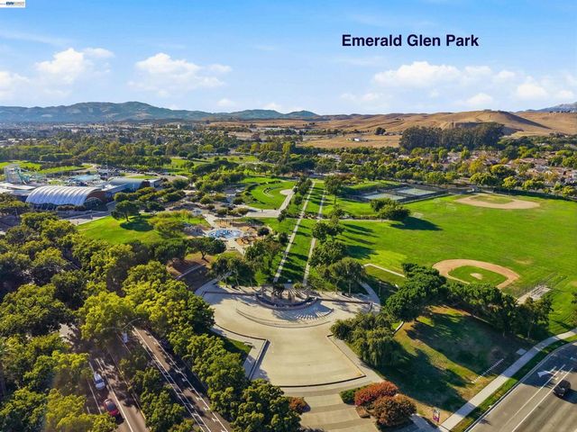 4866 Shelton St, Dublin, CA 94568
