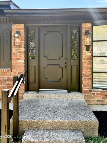 2402 High Pine Dr, Louisville, KY 40214