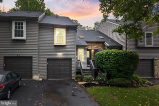 3 BROOKLINE CT, Princeton, NJ 08540