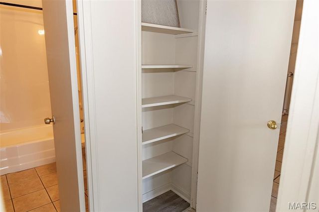 12 Helen Court, Cahokia, IL 62206