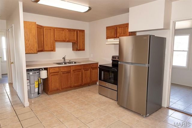 12 Helen Court, Cahokia, IL 62206