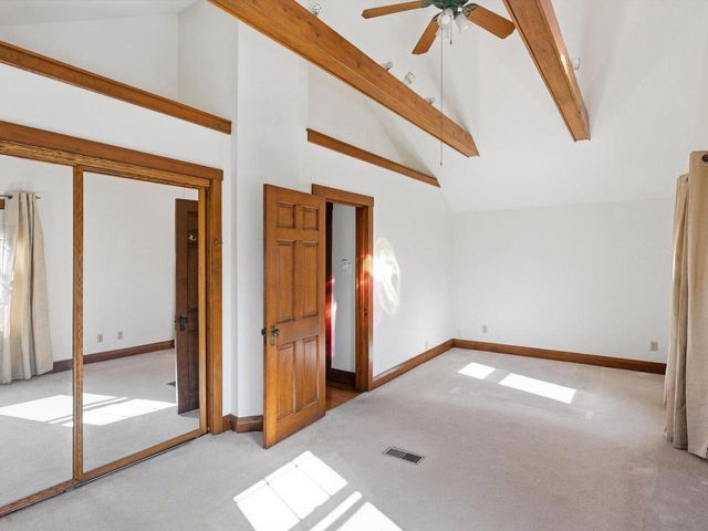 519 Riverview DRIVE, Manitowoc, WI 54220