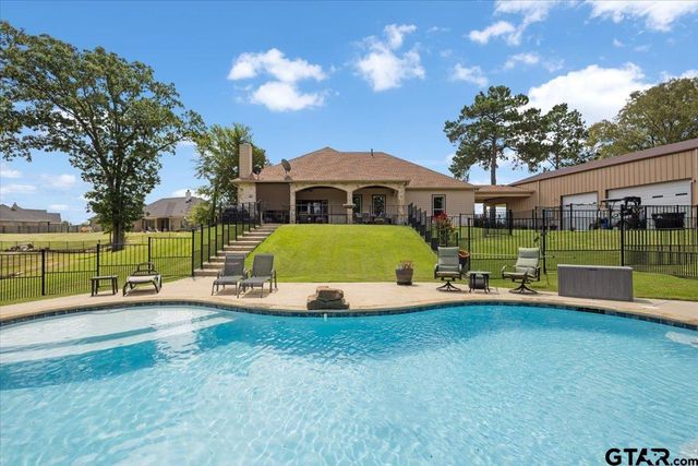 14347 Ridge Way, Lindale, TX 75771