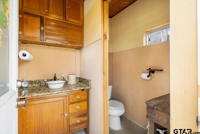 14347 Ridge Way, Lindale, TX 75771