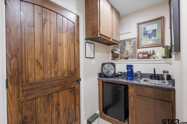 14347 Ridge Way, Lindale, TX 75771