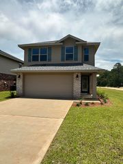 188 Ridgeway Circle, Crestview, FL 32536
