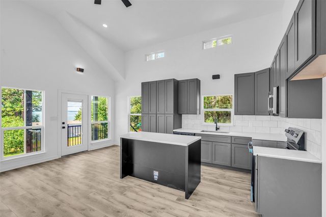 117 Rain Forest Road, Onalaska, TX 77360