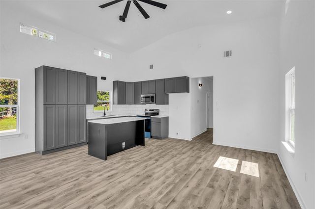 117 Rain Forest Road, Onalaska, TX 77360