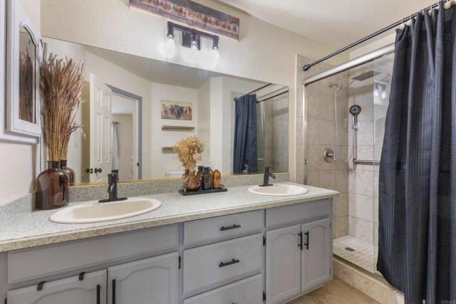 722 8th Street, Ramona, CA 92065
