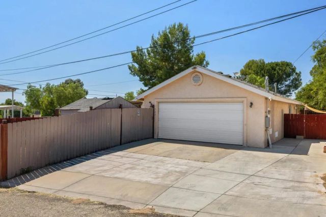 722 8th Street, Ramona, CA 92065