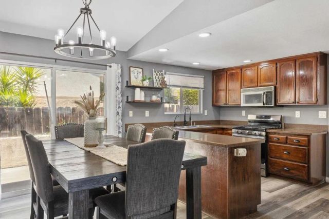 722 8th Street, Ramona, CA 92065