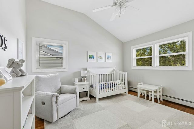 16 Neptune Place, Colonia, NJ 07067