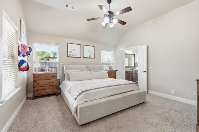 324 Sherbrook Street, Van Alstyne, TX 75495