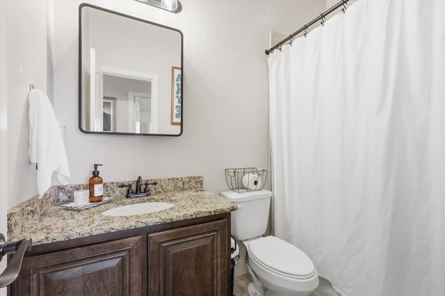 324 Sherbrook Street, Van Alstyne, TX 75495