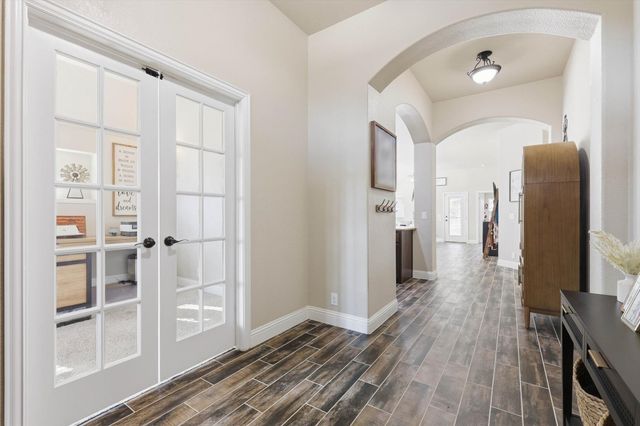 324 Sherbrook Street, Van Alstyne, TX 75495