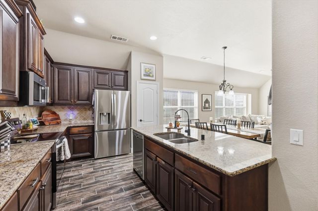 324 Sherbrook Street, Van Alstyne, TX 75495