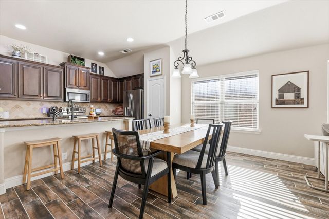 324 Sherbrook Street, Van Alstyne, TX 75495